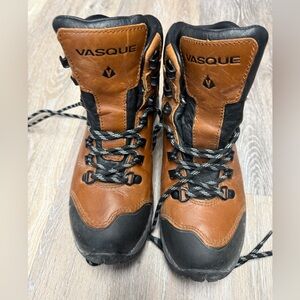 Vasque Ankle Boots Leather Lace Up Size 7M Hiking Boots closed toe women's